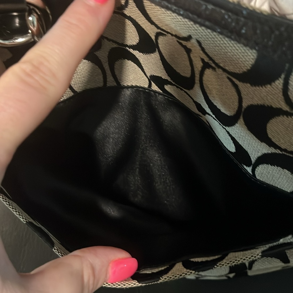 EUC Coach handbag - Picture 8 of 11